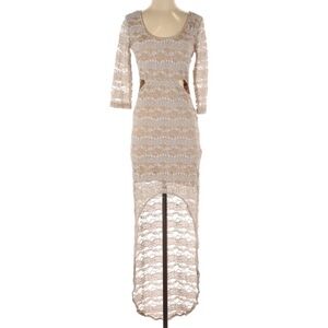 2b BEBE Sexy Cream Lace Cut Out High Low fitted Dress Small 3/4 sleeve
